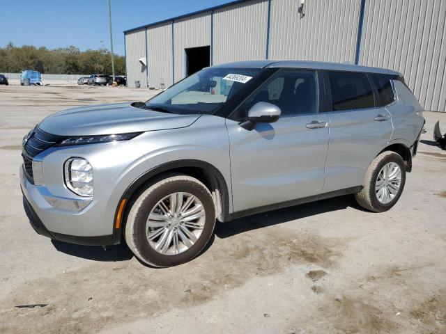 Изображение 1 2024 MITSUBISHI OUTLANDER ES 2024 с VIN JA4J3UA81RZ013270