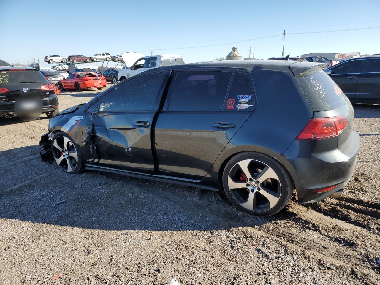 Изображение 2 2015 VOLKSWAGEN GTI  2015 с VIN 3VW5T7AU7FM063476