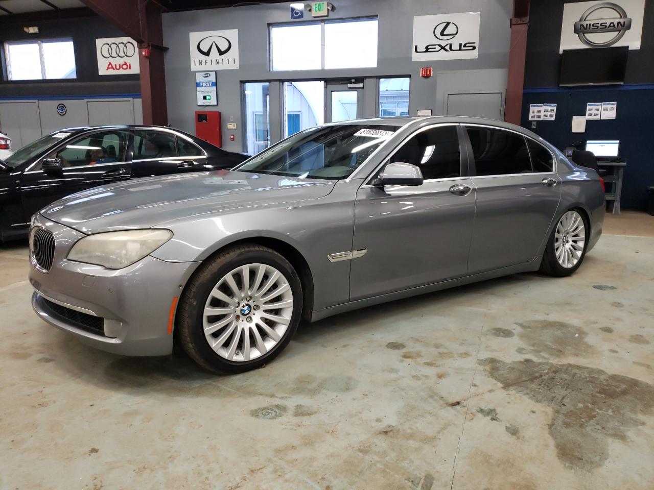 Bmw 750 Li 2009 image