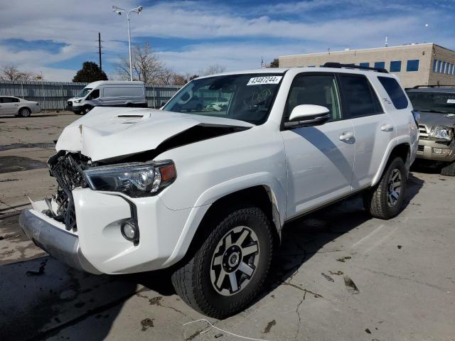 Изображение 1 2020 TOYOTA 4RUNNER SR5/SR5 PREMIUM 2020 с VIN JTEBU5JR2L5779833