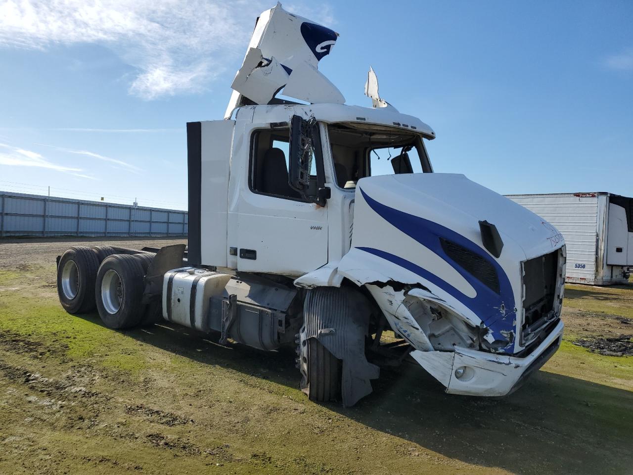 Obraz 2019 VOLVO VNR  2019