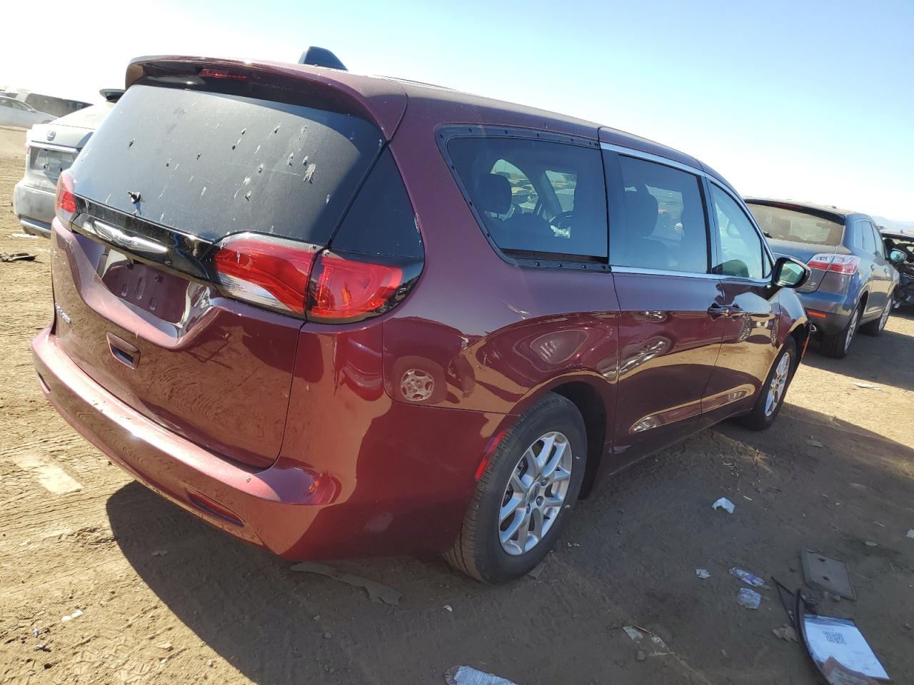 Image 3 of 2022 CHRYSLER VOYAGER LX 2022 with VIN 2C4RC1CG8NR166079