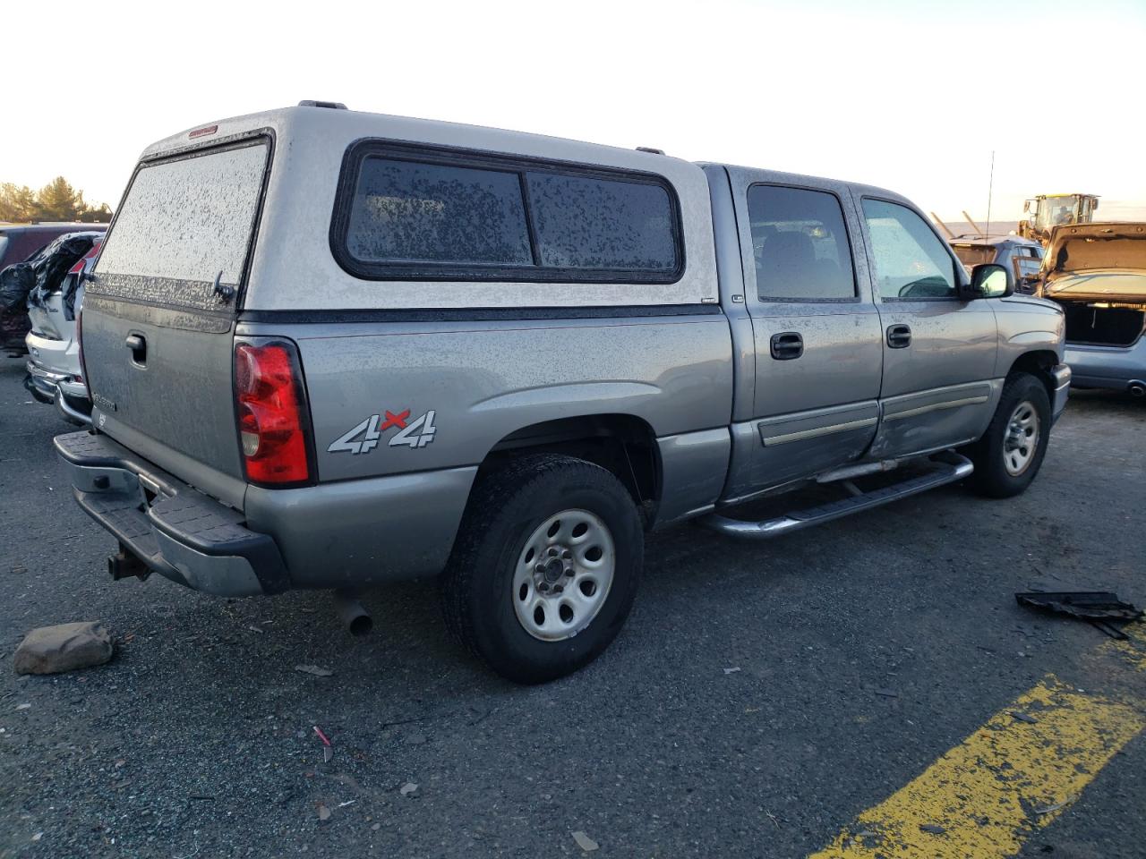 Obraz 3 z 2006 CHEVROLET SILVERADO K1500 2006 z VIN 2GCEK13V261320835