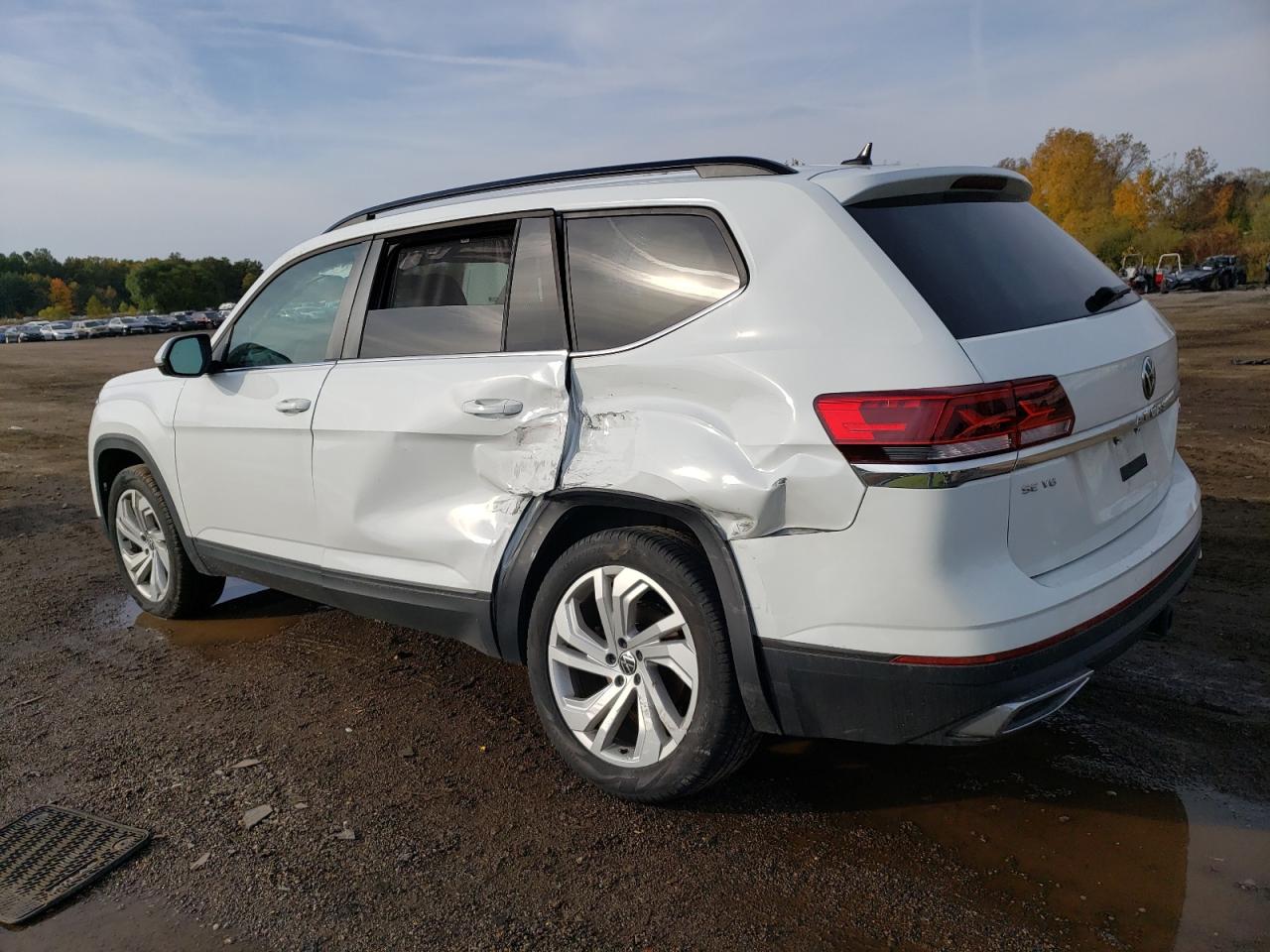 Obraz 2 z 2022 VOLKSWAGEN ATLAS SE 2022 z VIN 1V2HR2CAXNC507100