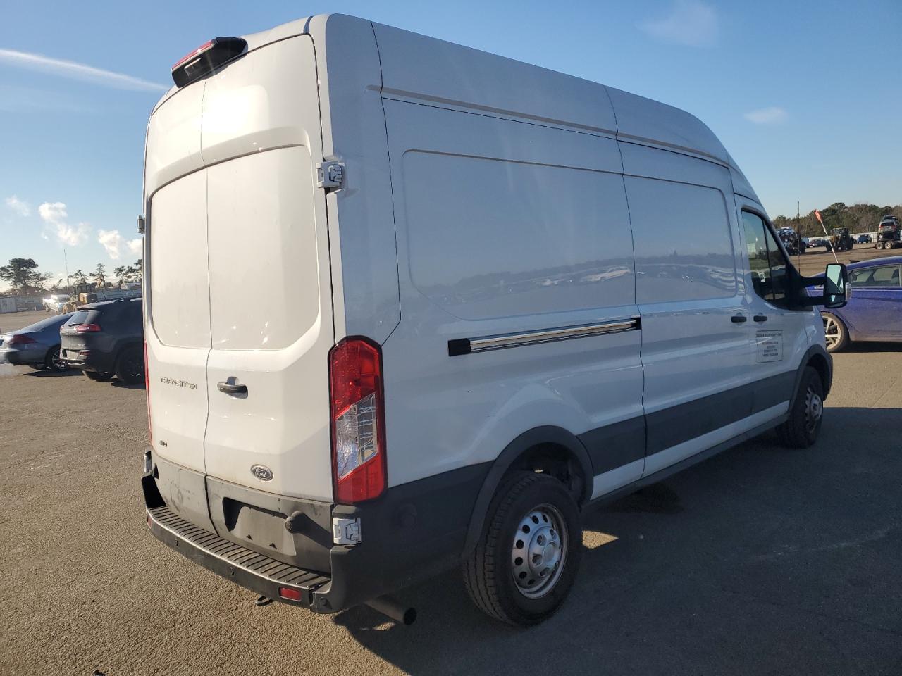 Изображение 3 2023 FORD TRANSIT T-350 2023 с VIN 1FTBW2X85PKA46923