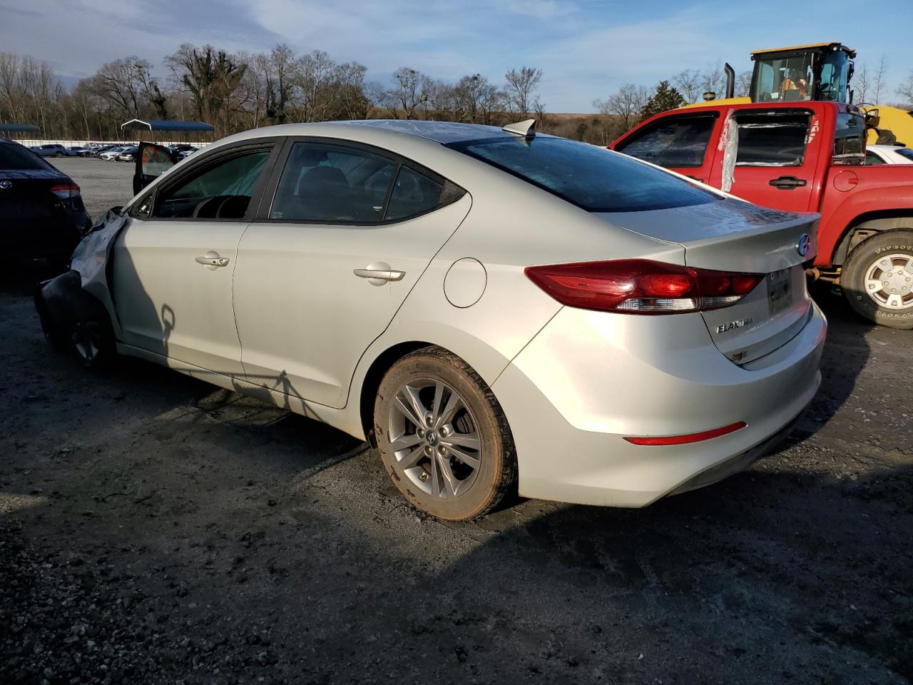 Изображение 2 2017 HYUNDAI ELANTRA SE 2017 с VIN KMHD84LF2HU249272