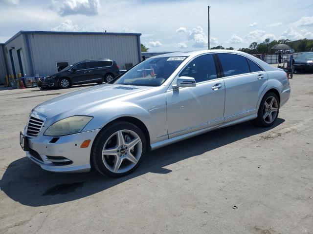 Obraz 1 z 2010 MERCEDES-BENZ S 550 2010 z VIN WDDNG7BB3AA291670