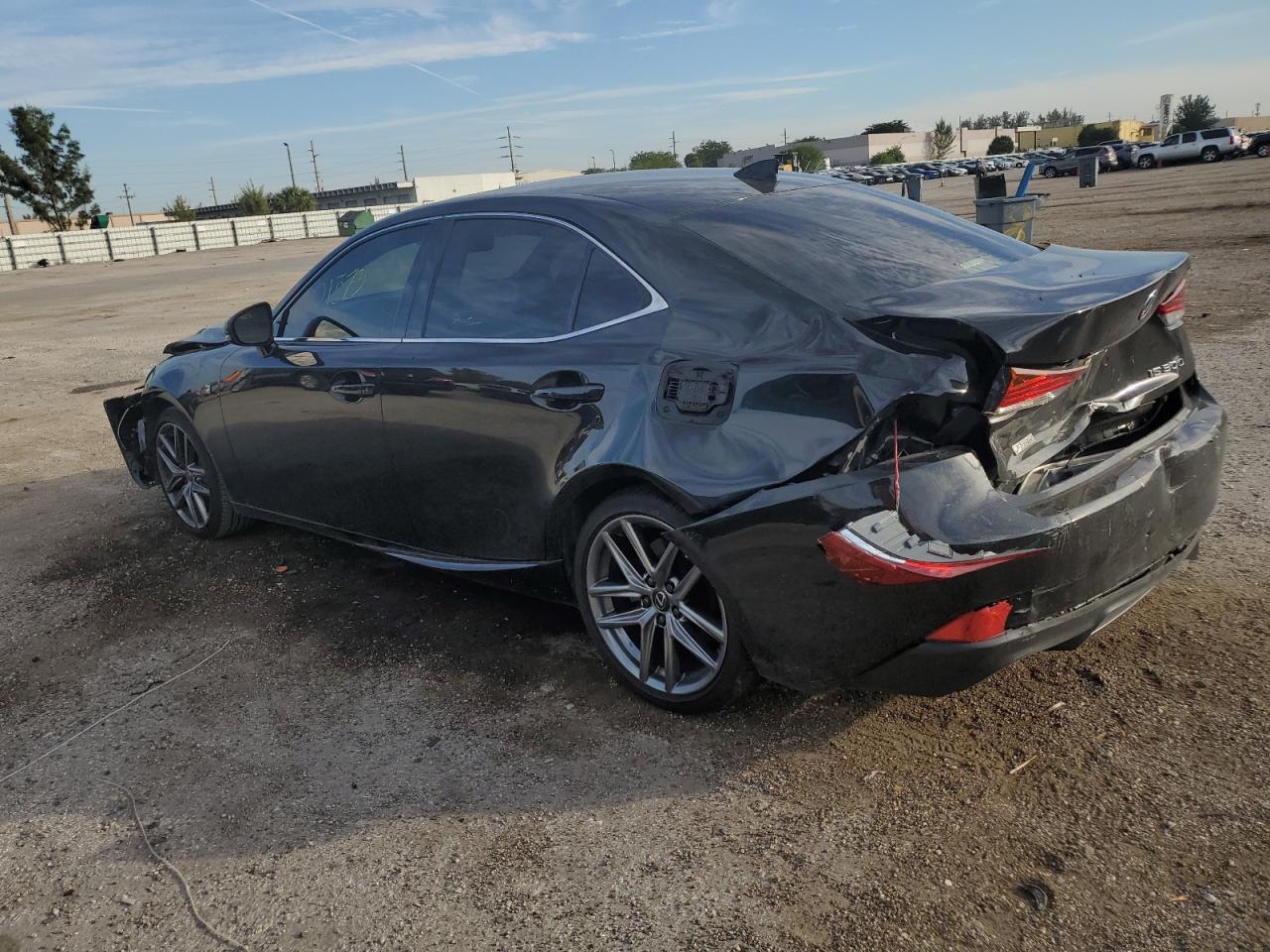 Изображение 2 2020 LEXUS IS 300 F-SPORT 2020 с VIN JTHGA1D2XL5108399