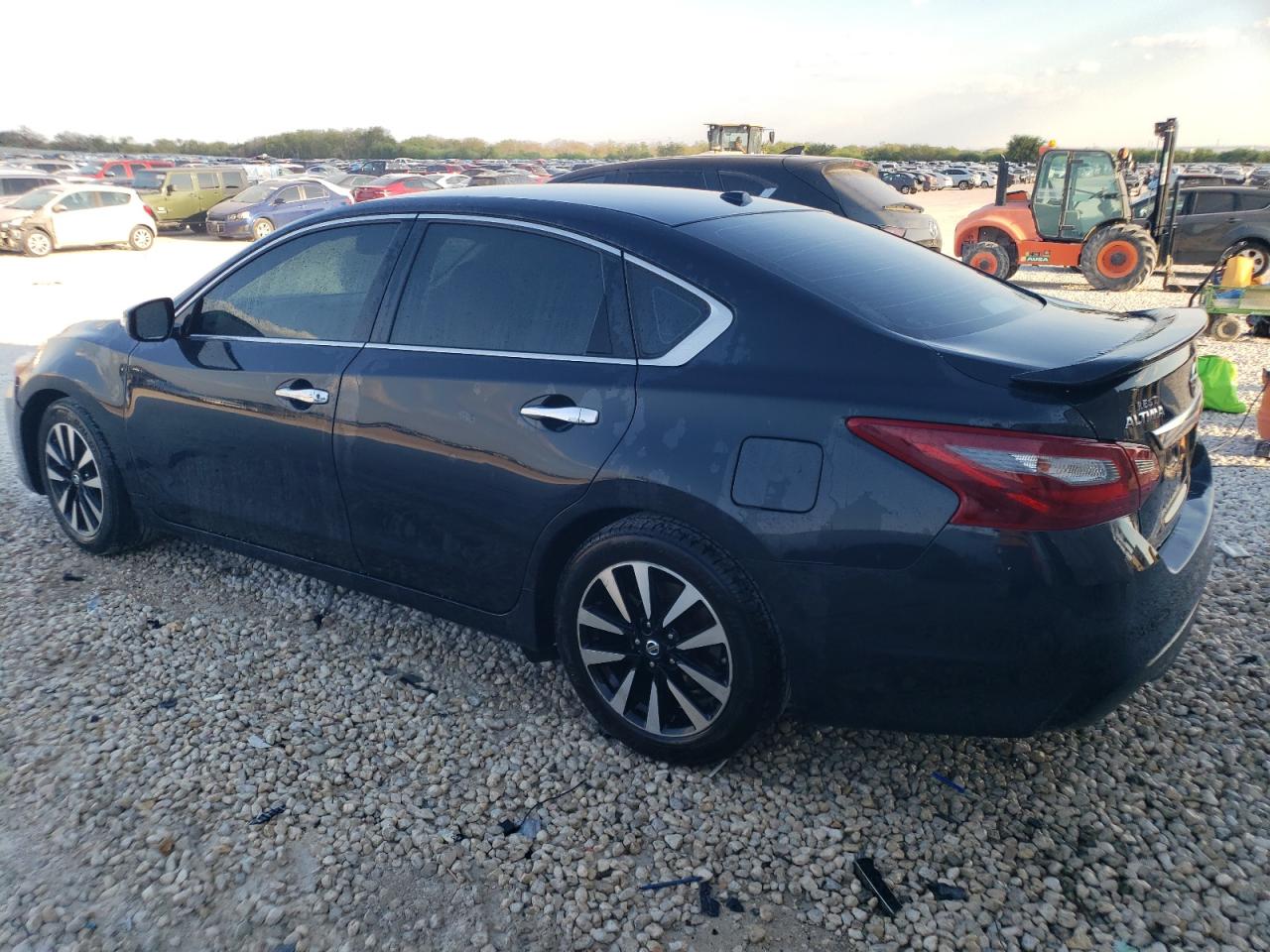 Image 2 of 2018 NISSAN ALTIMA 2.5 2018 with VIN 1N4AL3AP6JC148796