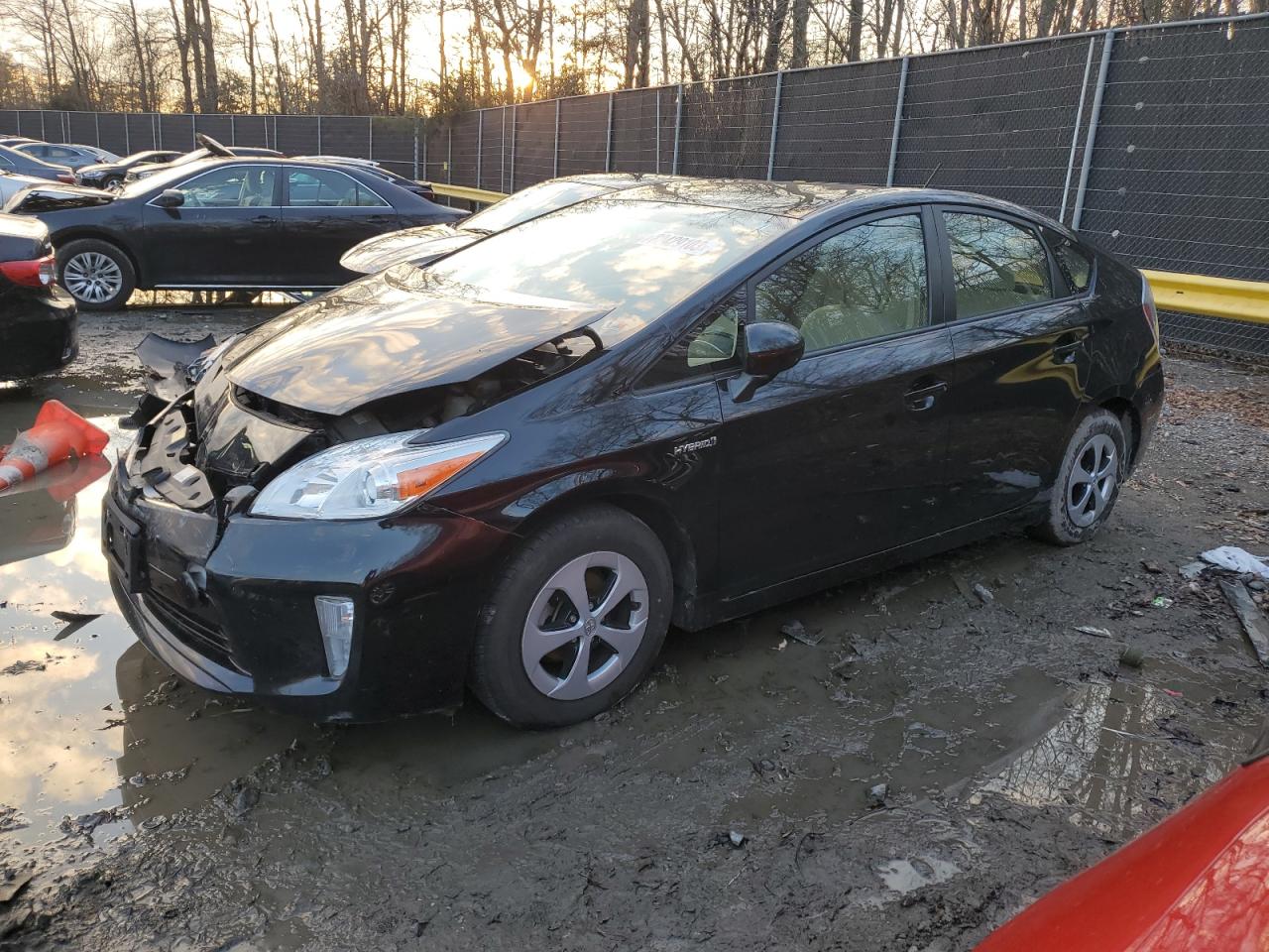 Image 1 of 2015 TOYOTA PRIUS  2015 with VIN JTDKN3DU9F0429588