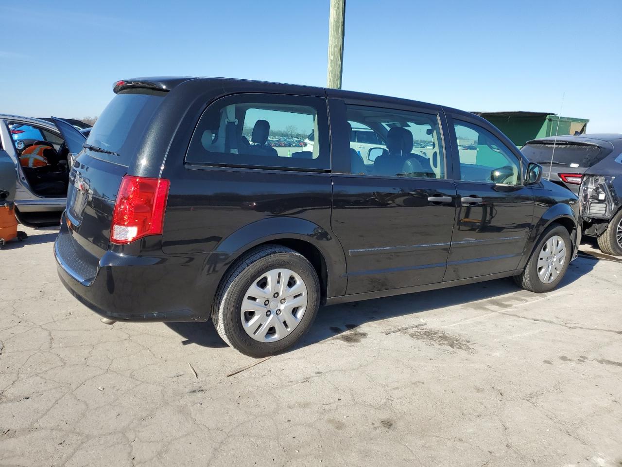 Obraz 3 z 2014 DODGE GRAND CARAVAN SE 2014 z VIN 2C4RDGBG0ER459119