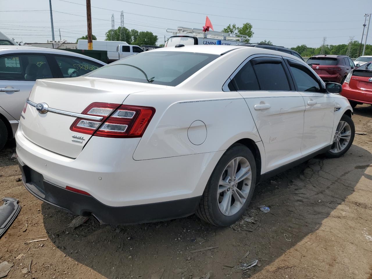 Obraz 3 z 2016 FORD TAURUS SEL 2016 z VIN 1FAHP2E90GG107266