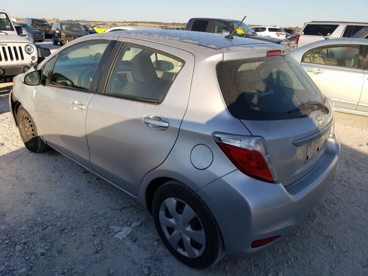 Image 2 of 2014 TOYOTA YARIS 2014 with VIN JTDKTUD34ED596869