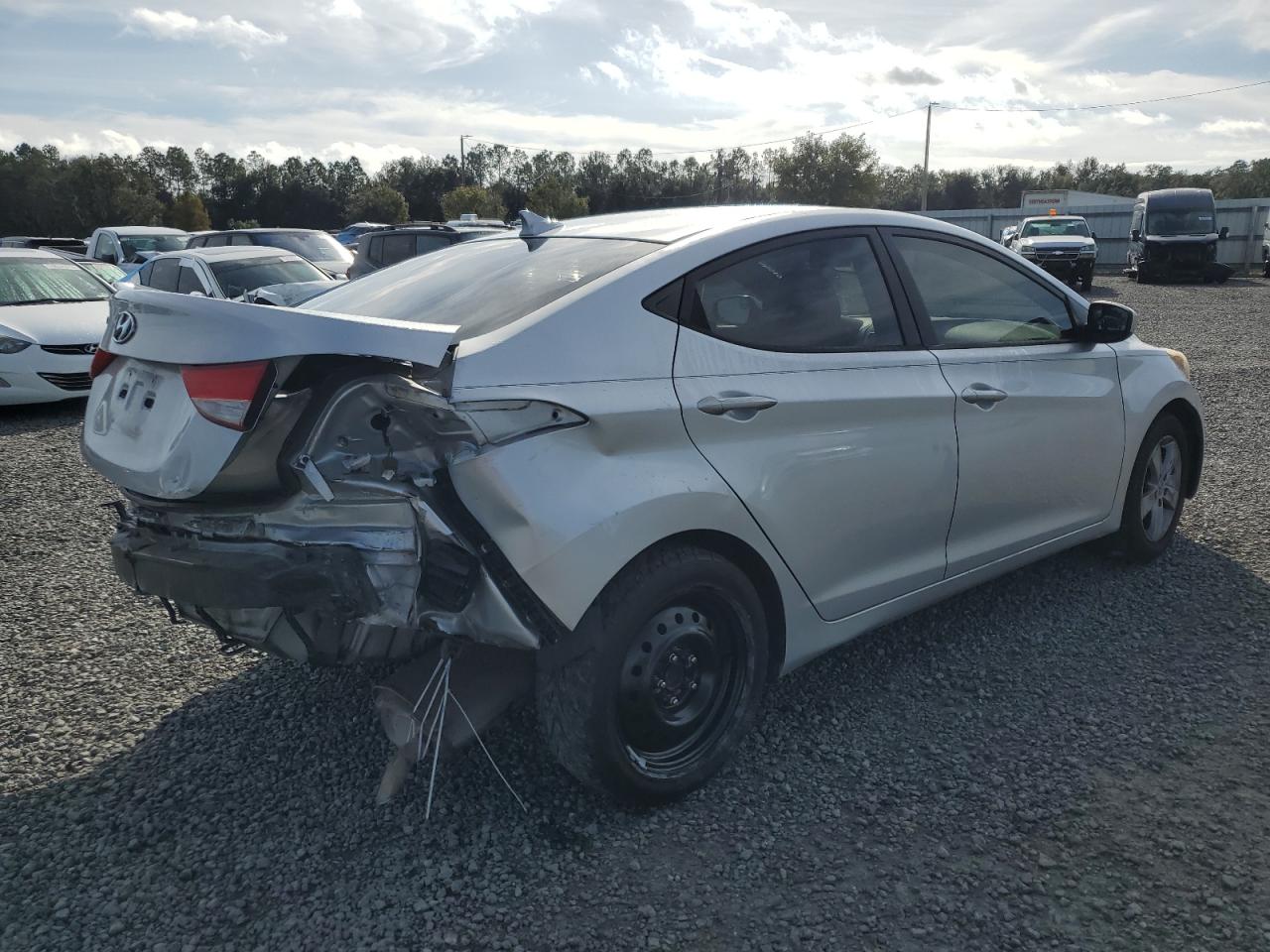 Image 3 of 2011 HYUNDAI ELANTRA GLS 2011 with VIN KMHDH4AE4BU144637