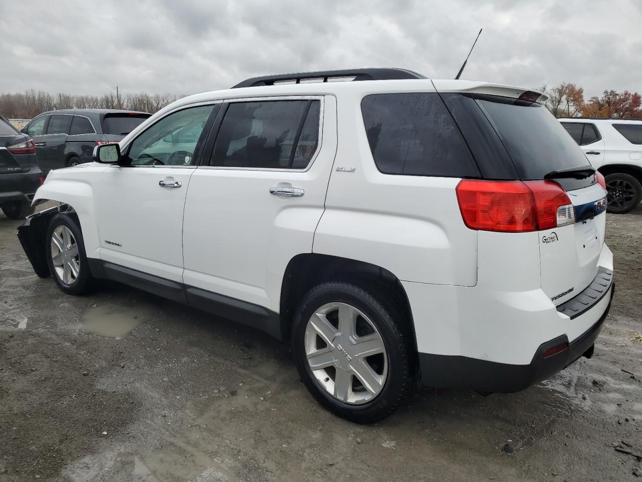 Obraz 2 z 2011 GMC TERRAIN SLE 2011 z VIN 2CTALSEC2B6289729