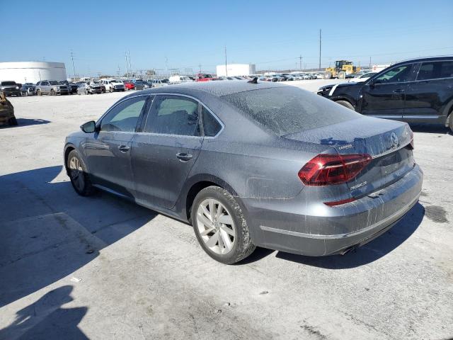 Image 2 of 2018 VOLKSWAGEN PASSAT SE 2018 with VIN 1VWBA7A30JC032936