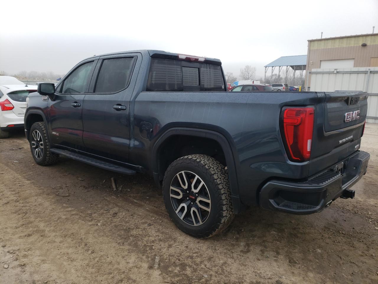 Image 2 of 2021 GMC SIERRA K1500 AT4 2021 with VIN 3GTP9EEL9MG174042