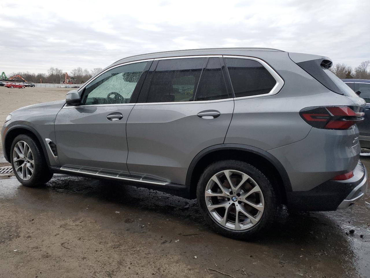 Image 2 of 2024 BMW X5 XDRIVE40I 2024 with VIN 5UX23EU0XR9S62364