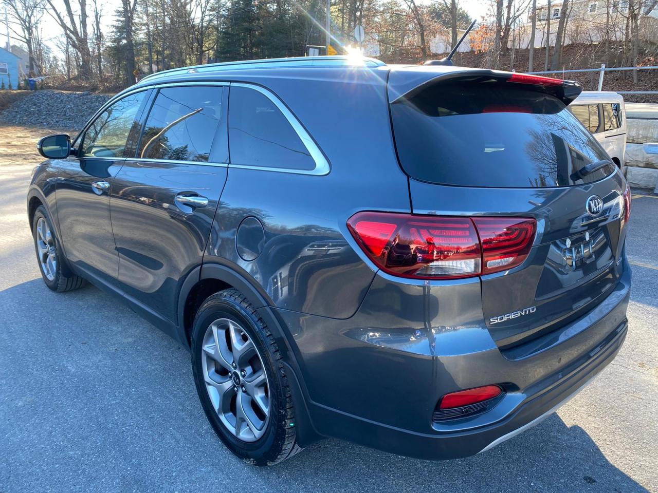 Obraz 2 z 2019 KIA SORENTO EX 2019 z VIN 5XYPH4A54KG608724
