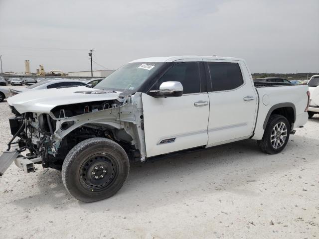 Изображение 1 2022 TOYOTA TUNDRA CREWMAX PLATINUM 2022 с VIN 5TFMC5DBXNX011796