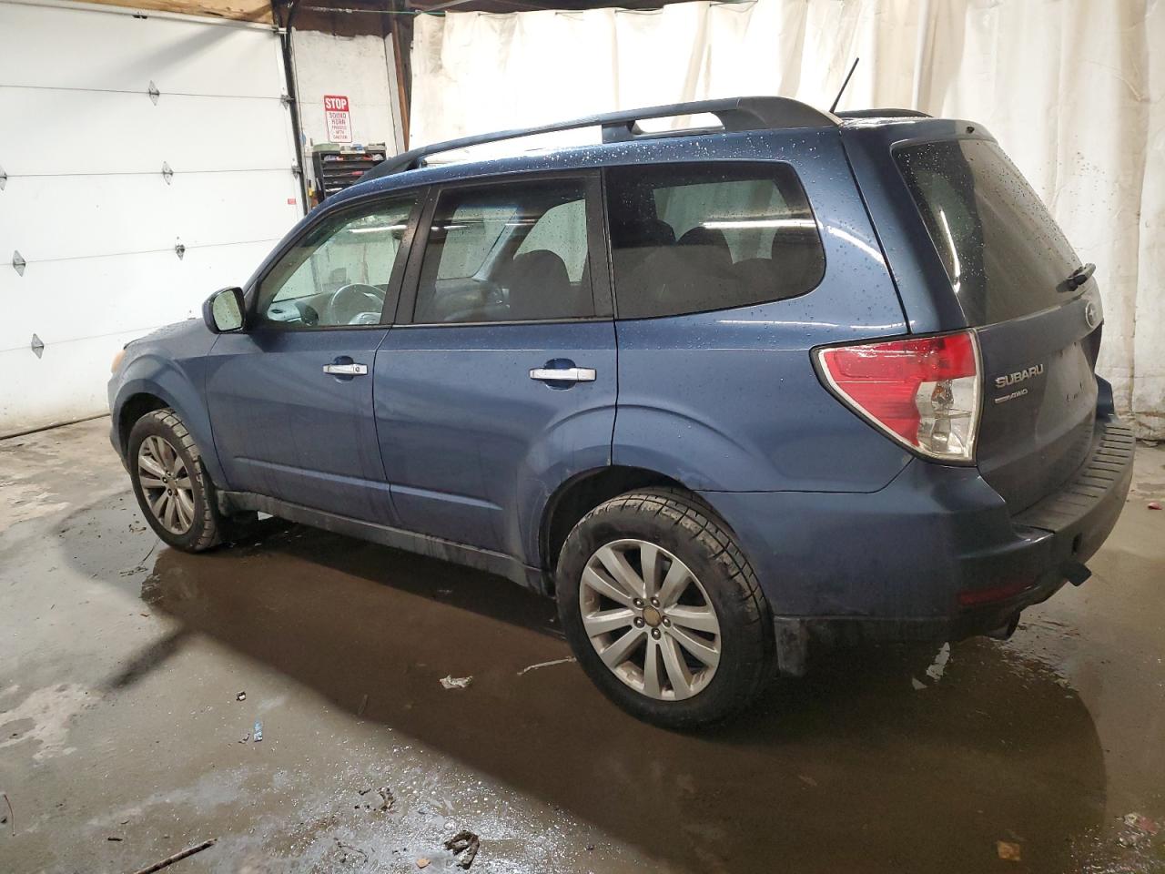 Image 2 of 2012 SUBARU FORESTER 2.5X PREMIUM 2012 with VIN JF2SHADC5CH464517