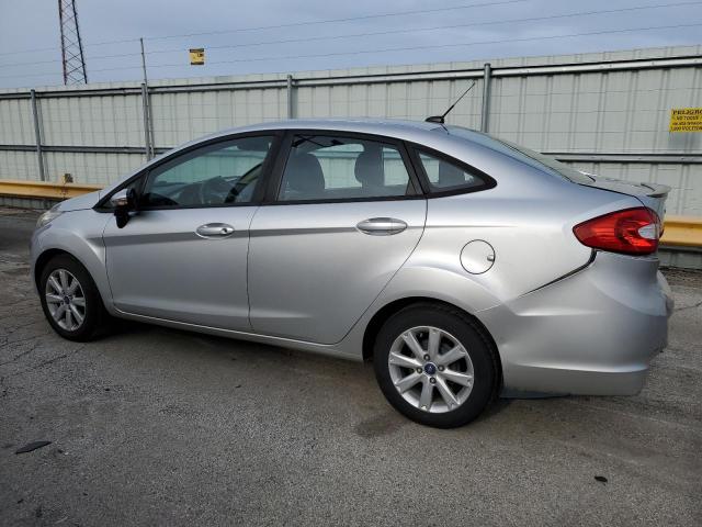 Изображение 2 2013 FORD FIESTA SE 2013 с VIN 3FADP4BJ7DM117920