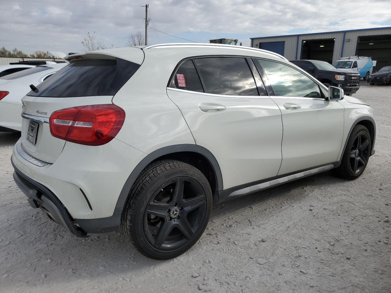 Image 3 of 2015 MERCEDES-BENZ GLA 250 4MATIC 2015 with VIN WDCTG4GB9FJ077096