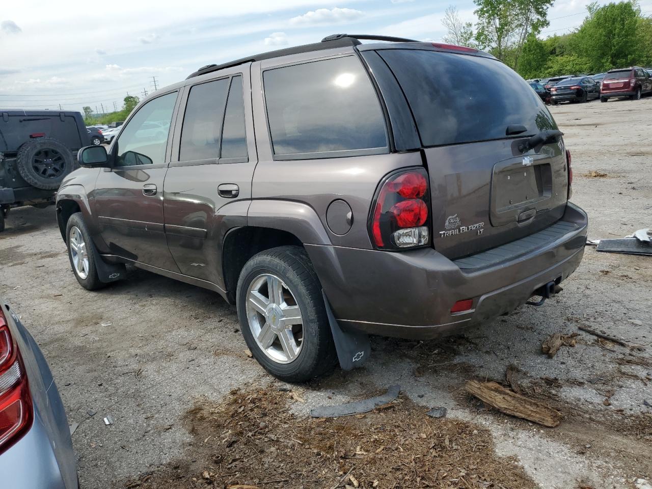 Изображение 2 2008 CHEVROLET TRAILBLAZER LS 2008 с VIN 1GNDT13SX82233046