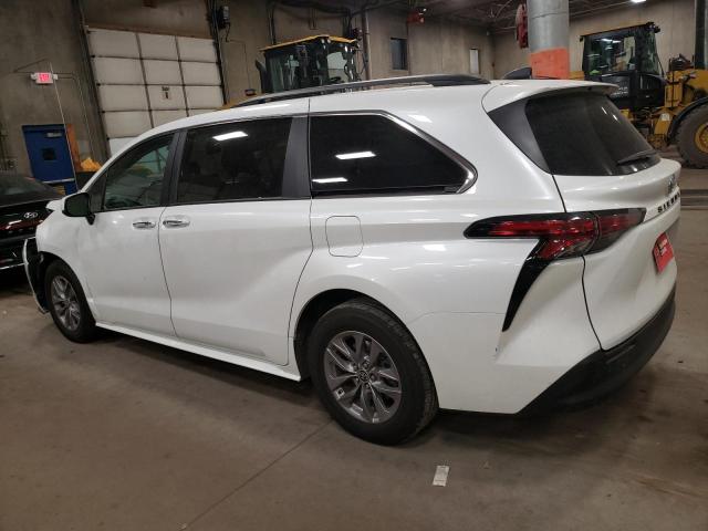 Изображение 2 2022 TOYOTA SIENNA XLE 2022 с VIN 5TDYRKEC7NS076875