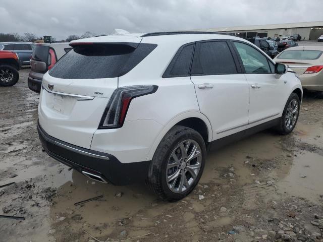 Obraz 3 z 2021 CADILLAC XT5 SPORT 2021 z VIN 1GYKNGRS1MZ196078