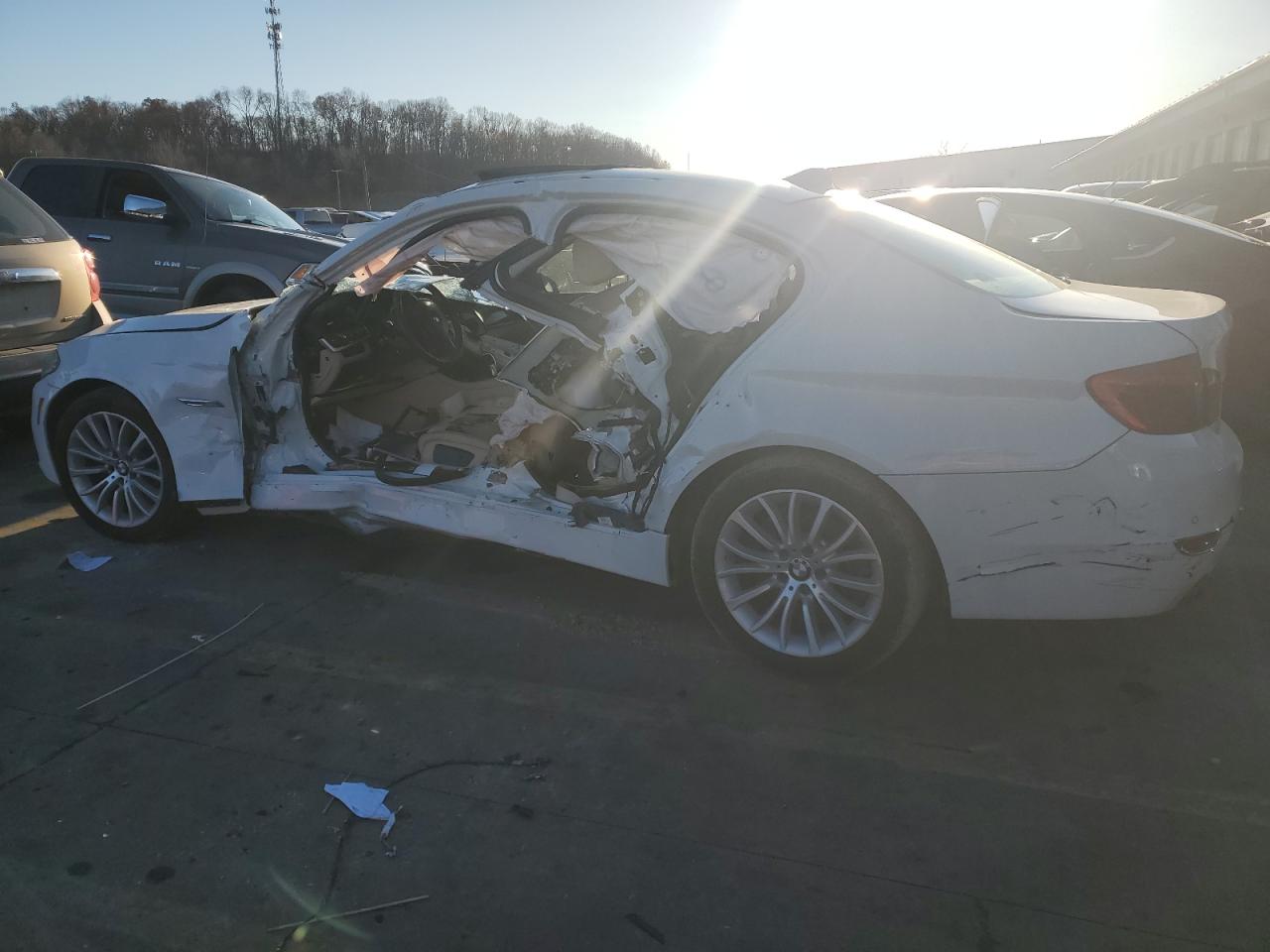 Image 2 of 2014 BMW 528 I 2014 with VIN WBA5A5C55ED501843