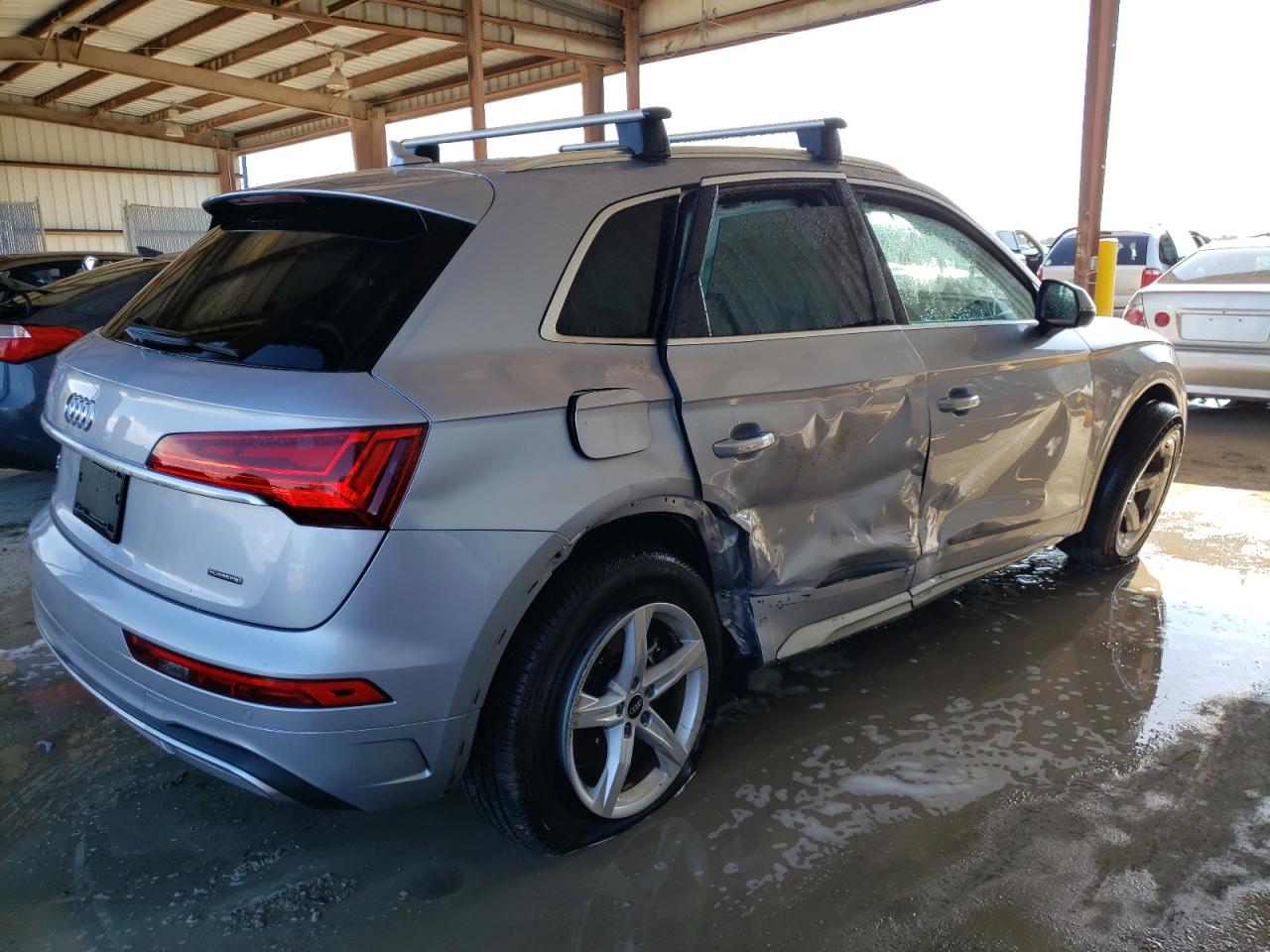 Image 3 of 2021 AUDI Q5 PREMIUM 2021 with VIN WA1AAAFY8M2125420