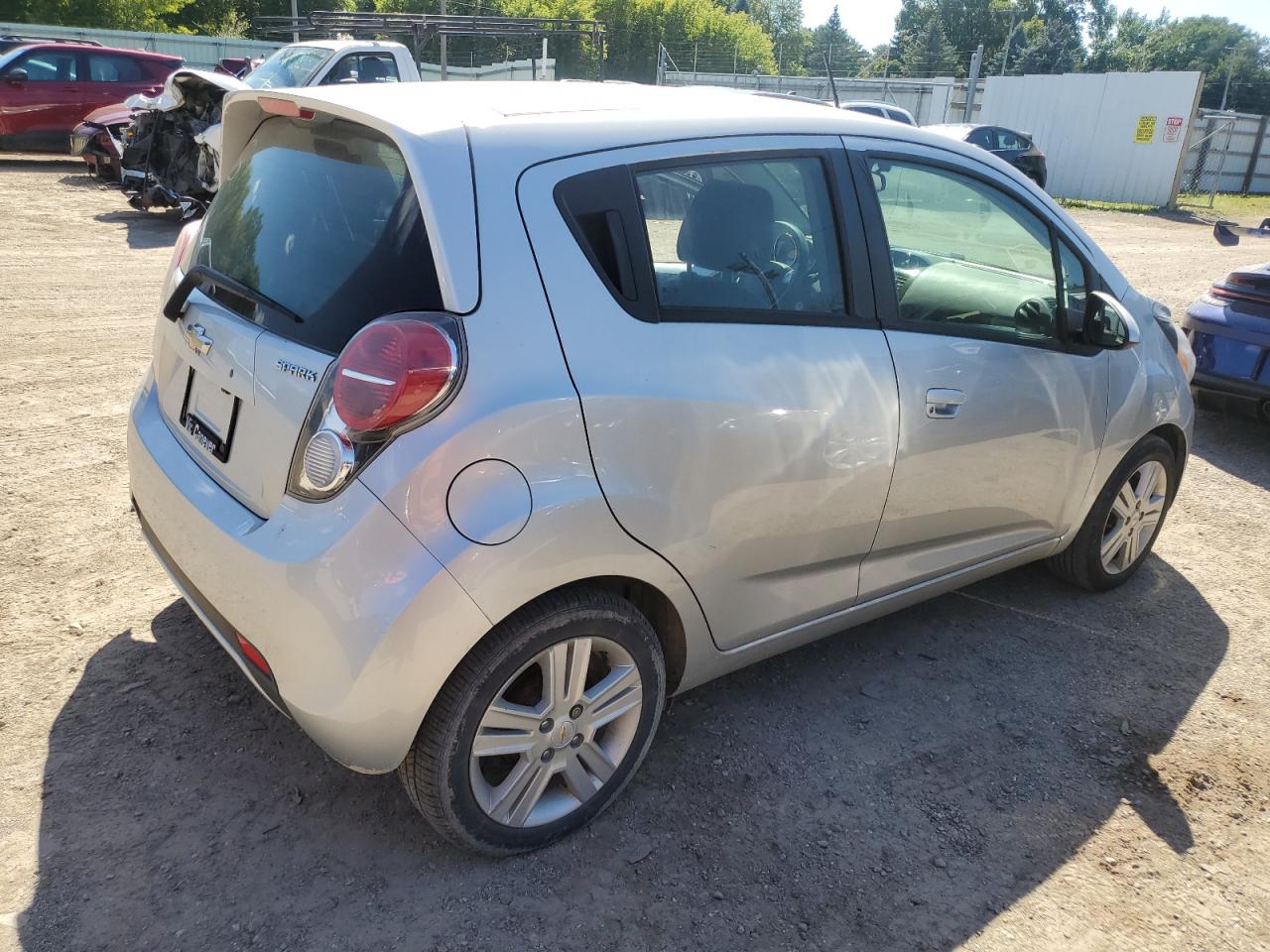 Image 3 of 2015 CHEVROLET SPARK 1LT 2015 with VIN KL8CD6S90FC805898