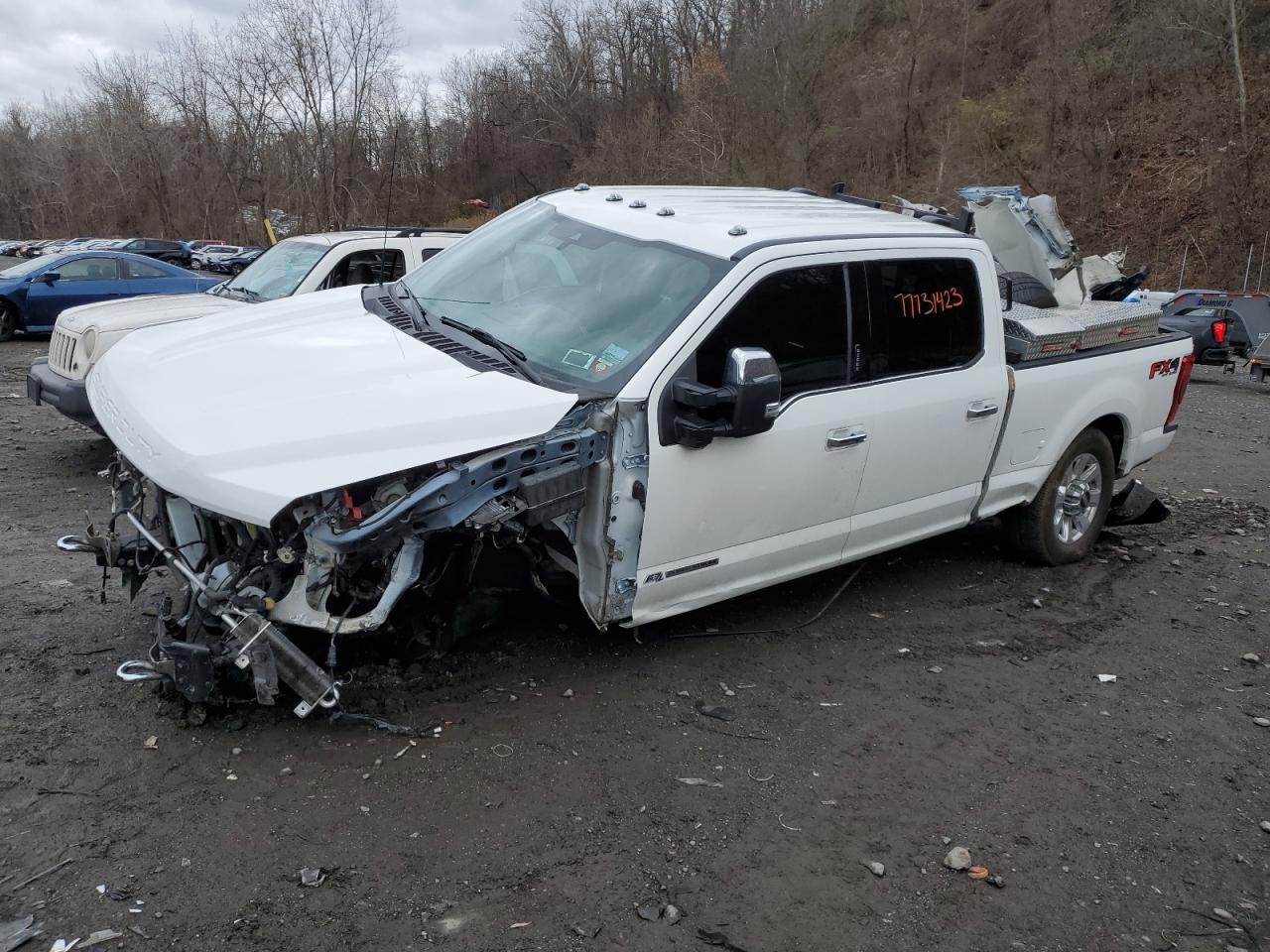 Obraz 2022 FORD F350 SUPER DUTY 2022