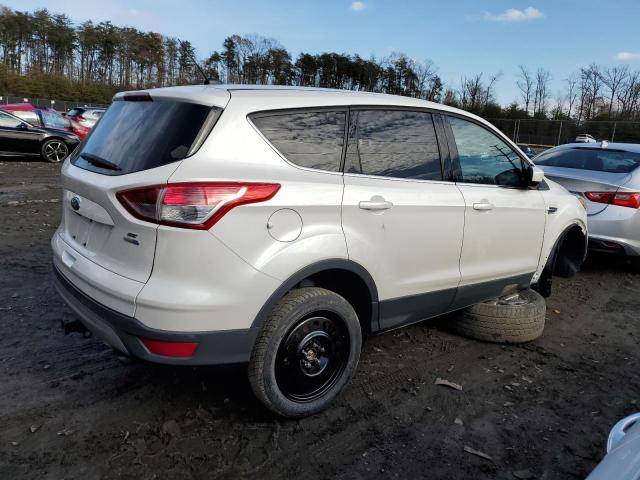 Image 3 of 2016 FORD ESCAPE SE 2016 with VIN 1FMCU9G92GUB31391