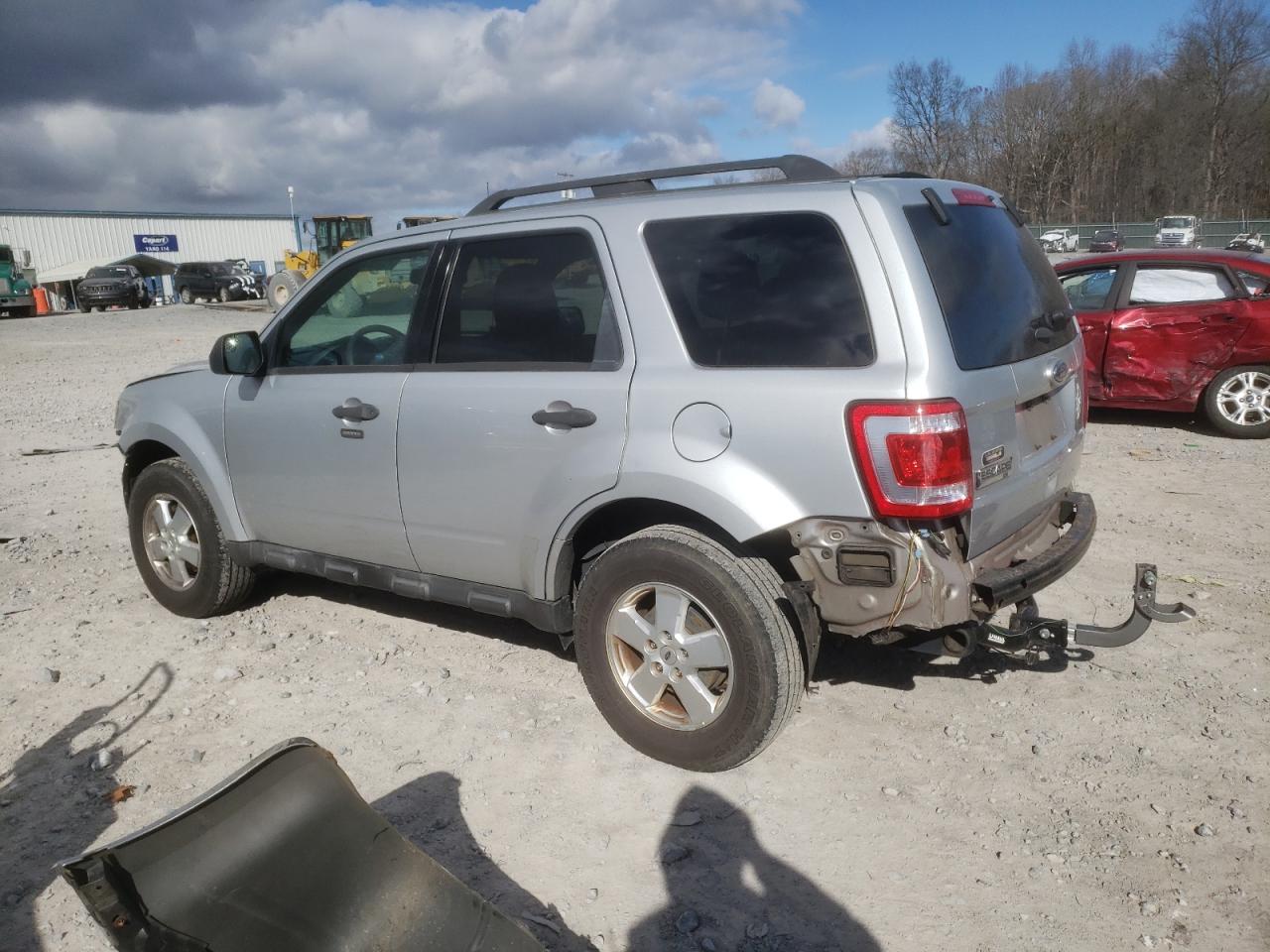 Image 2 of 2012 FORD ESCAPE XLT 2012 with VIN 1FMCU0D7XCKA55438