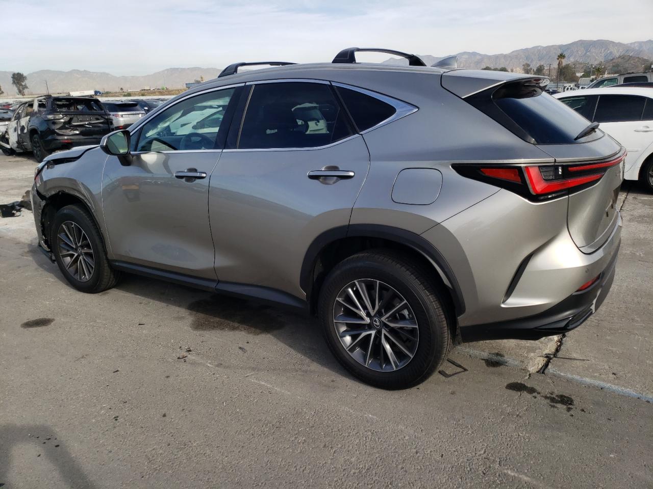 Изображение 2 2022 LEXUS NX 350 2022 с VIN 2T2GGCEZ8NC014546