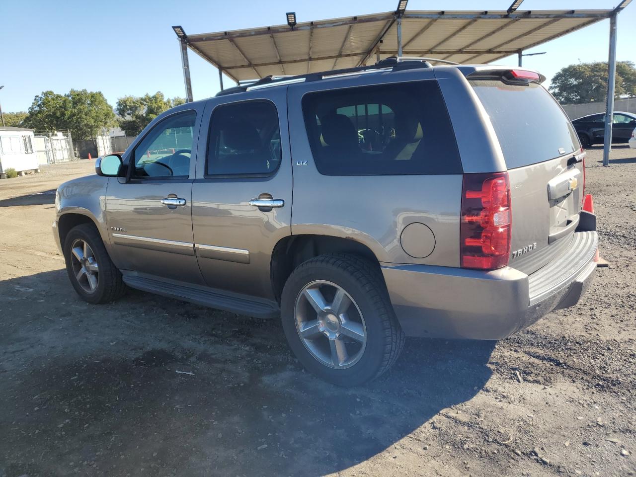 Image 2 of 2011 CHEVROLET TAHOE K1500 LTZ 2011 with VIN 1GNSKCE06BR117407