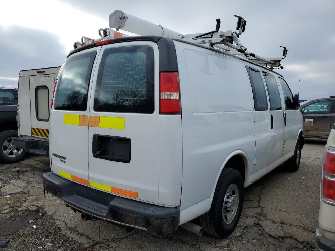 Image 3 of 2013 CHEVROLET EXPRESS G2500  2013 with VIN 1GCWGFCA3D1903613