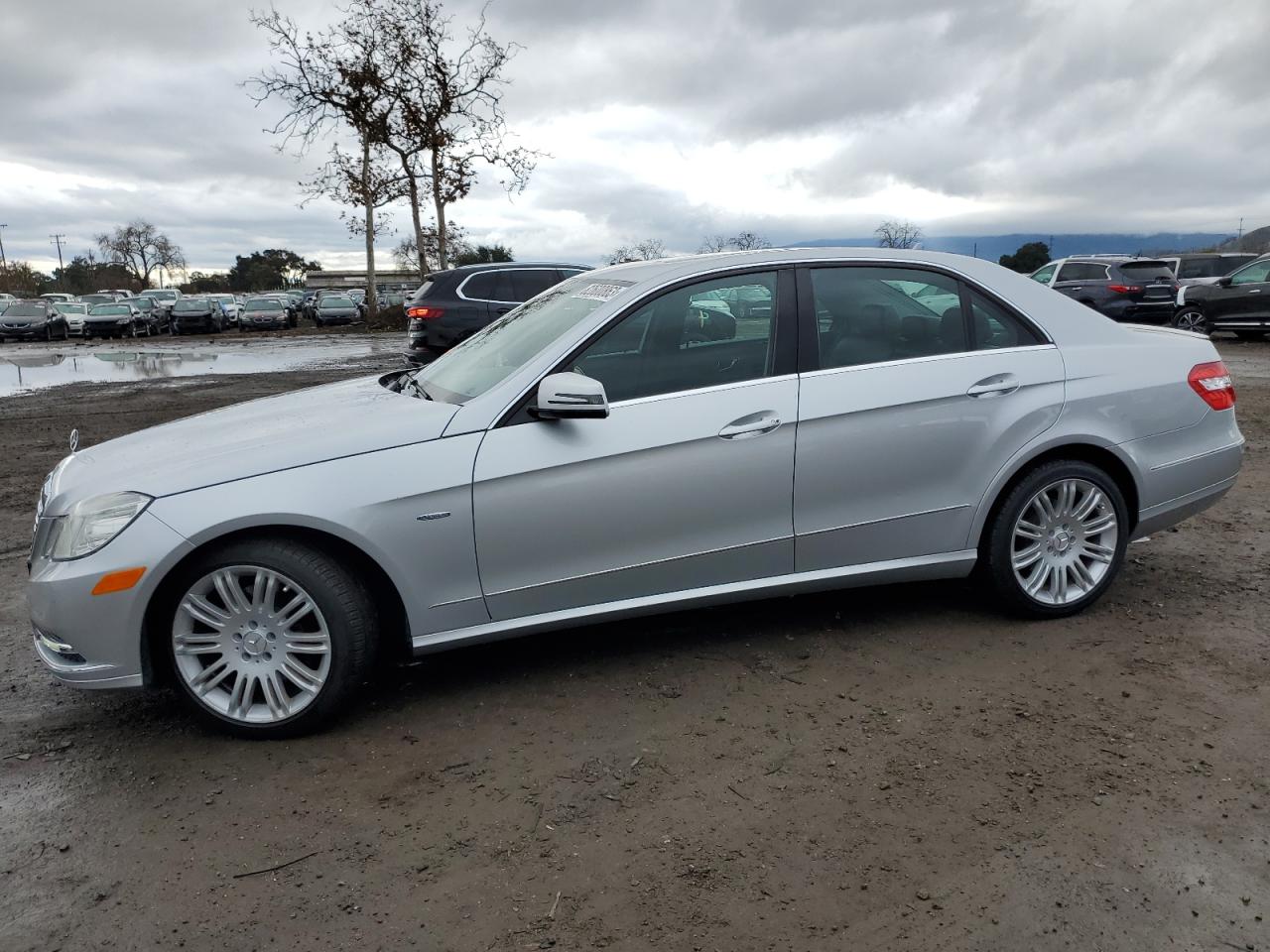 Obraz 1 z 2012 MERCEDES-BENZ E 350 2012 z VIN WDDHF5KB7CA571633