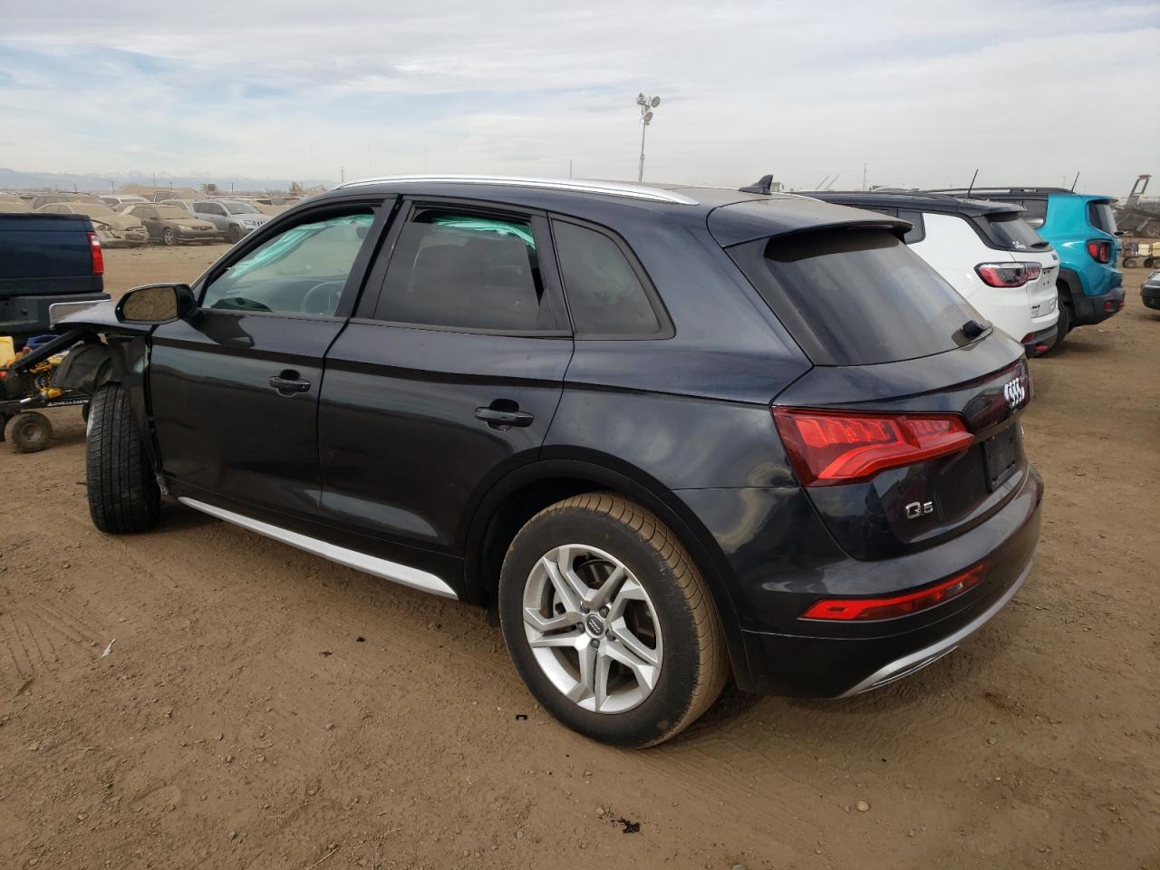 Obraz 2 z 2018 AUDI Q5 PREMIUM 2018 z VIN WA1ANAFY2J2214951