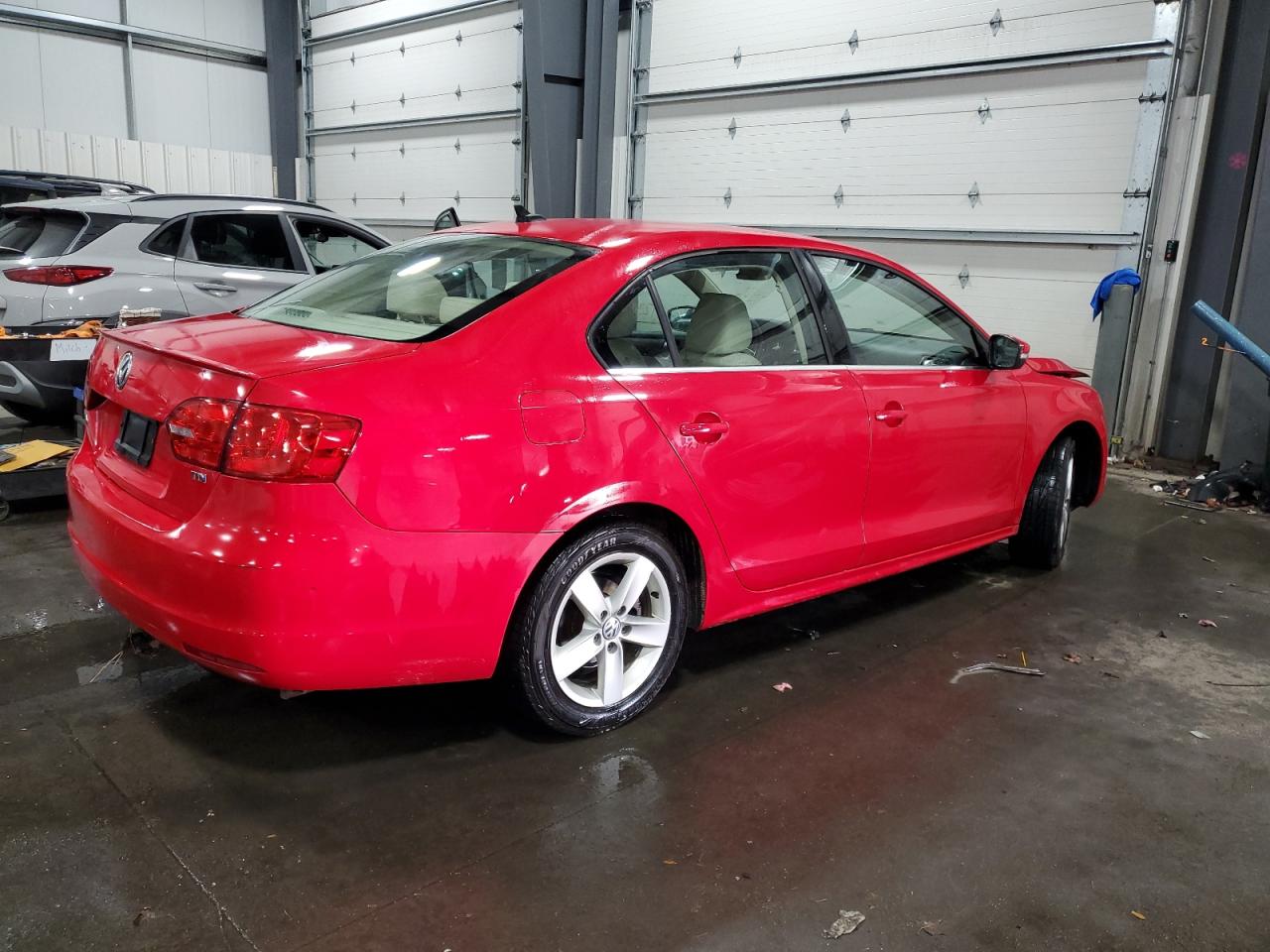 Image 3 of 2014 VOLKSWAGEN JETTA TDI 2014 with VIN 3VW3L7AJ7EM389113