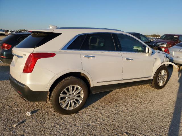 Image 3 of 2018 CADILLAC XT5  2018 with VIN 1GYKNARS4JZ172317