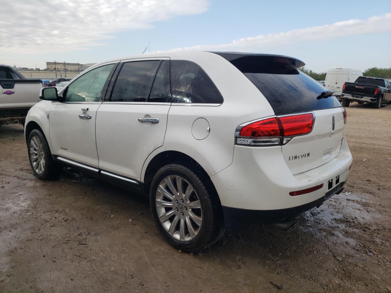 Obraz 2 z 2011 LINCOLN MKX  2011 z VIN 2LMDJ8JK5BBJ05079