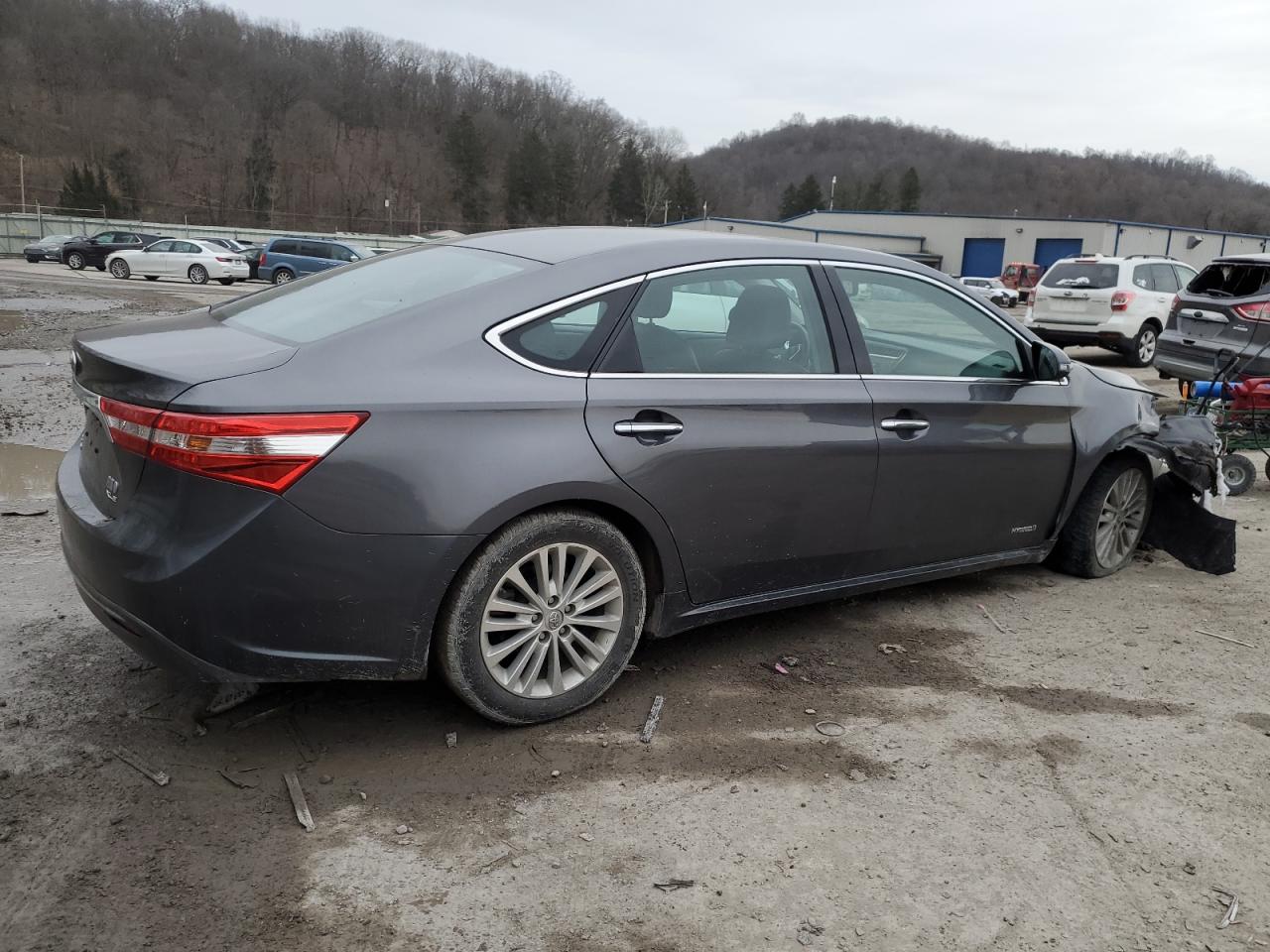 Image 3 of 2013 TOYOTA AVALON HYBRID 2013 with VIN 4T1BD1EB6DU017540