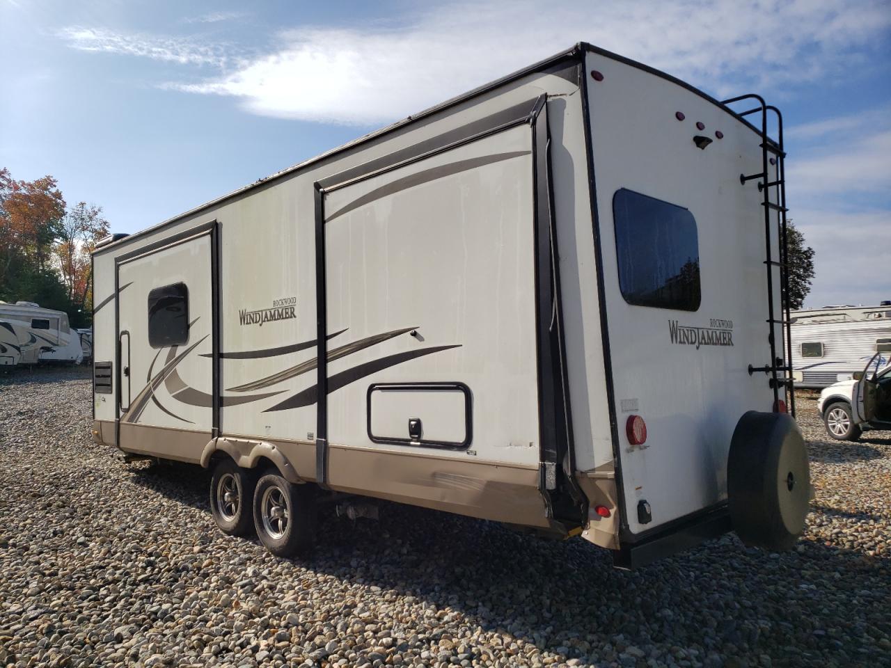 Image 3 of 2018 ROCK WINDJAMMER 2018 with VIN 4X4TRLB29J1883069
