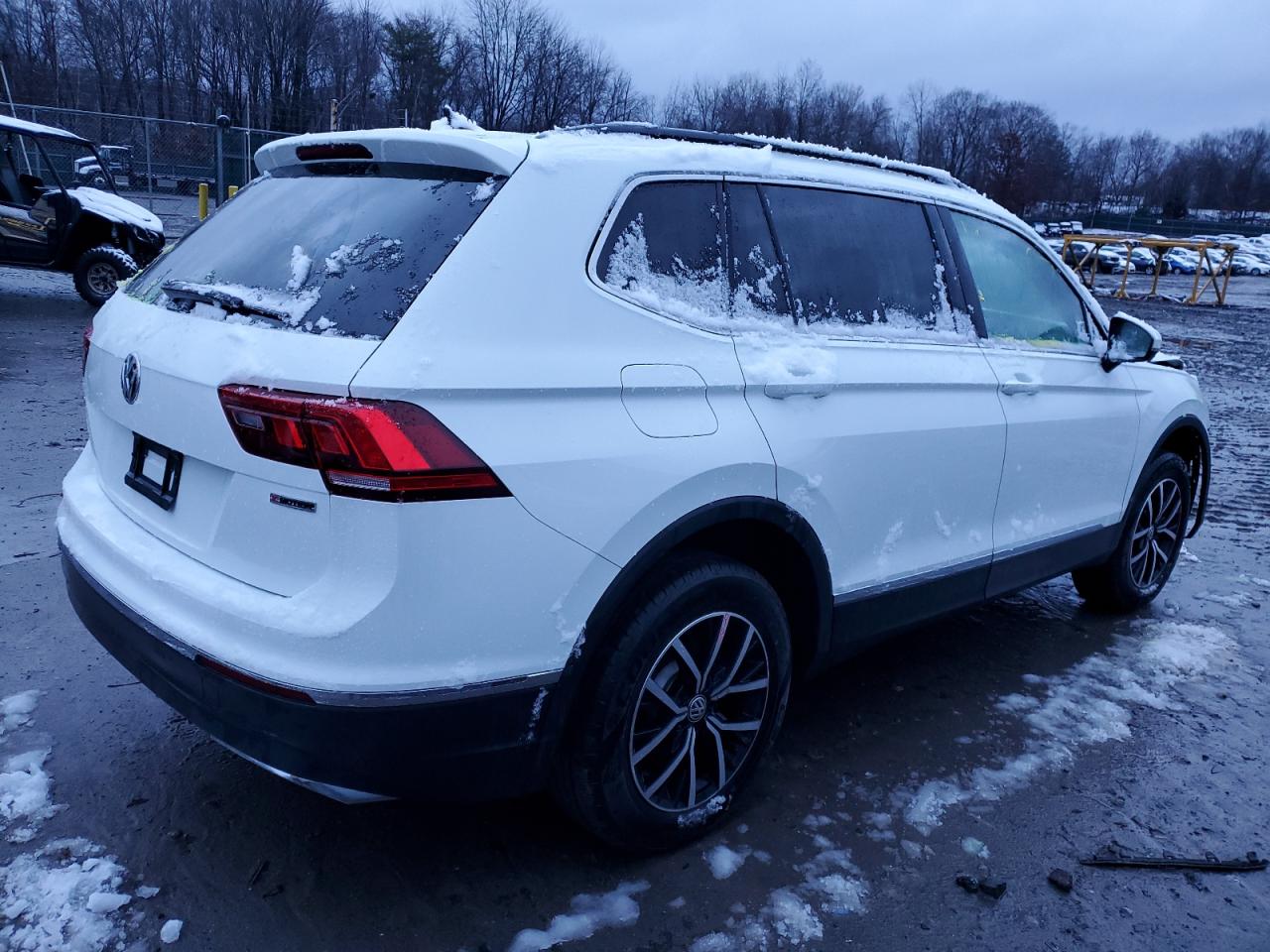 Изображение 3 2021 VOLKSWAGEN TIGUAN SE 2021 с VIN 3VV2B7AX5MM052655