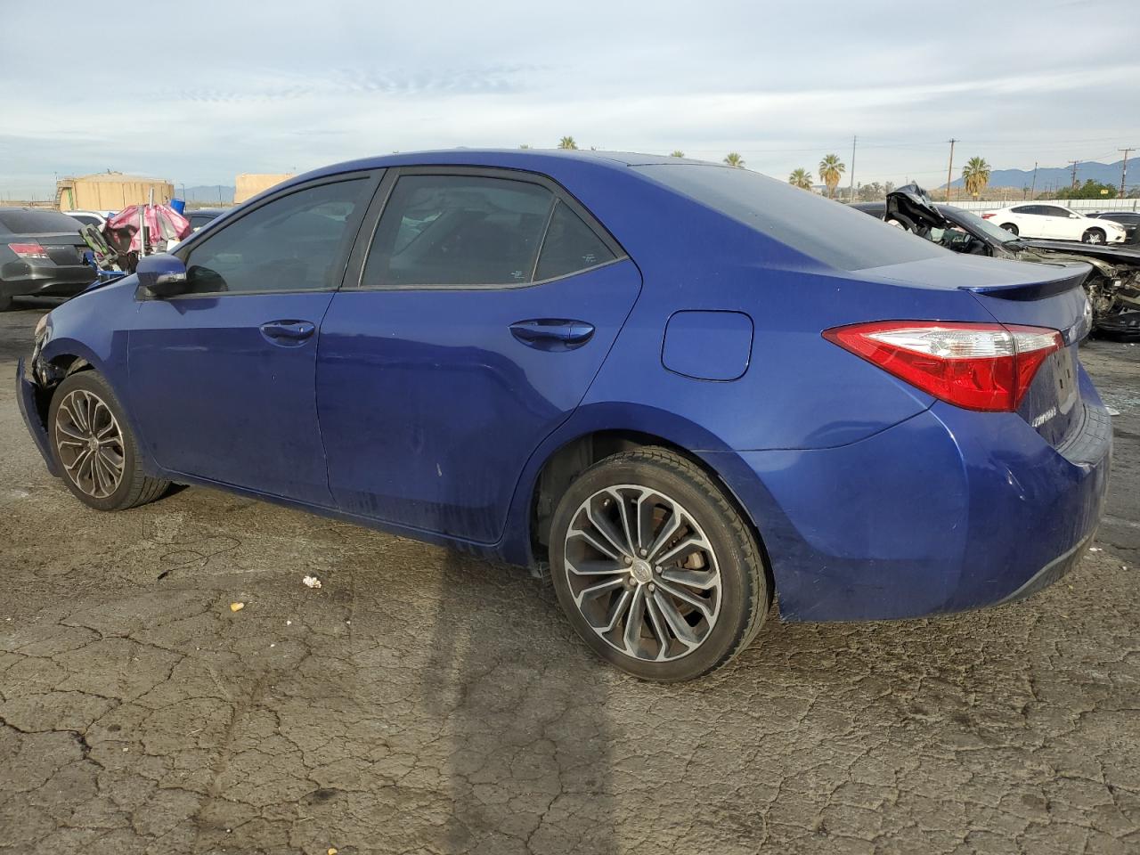 Obraz 2 z 2014 TOYOTA COROLLA L 2014 z VIN 5YFBURHE5EP061410