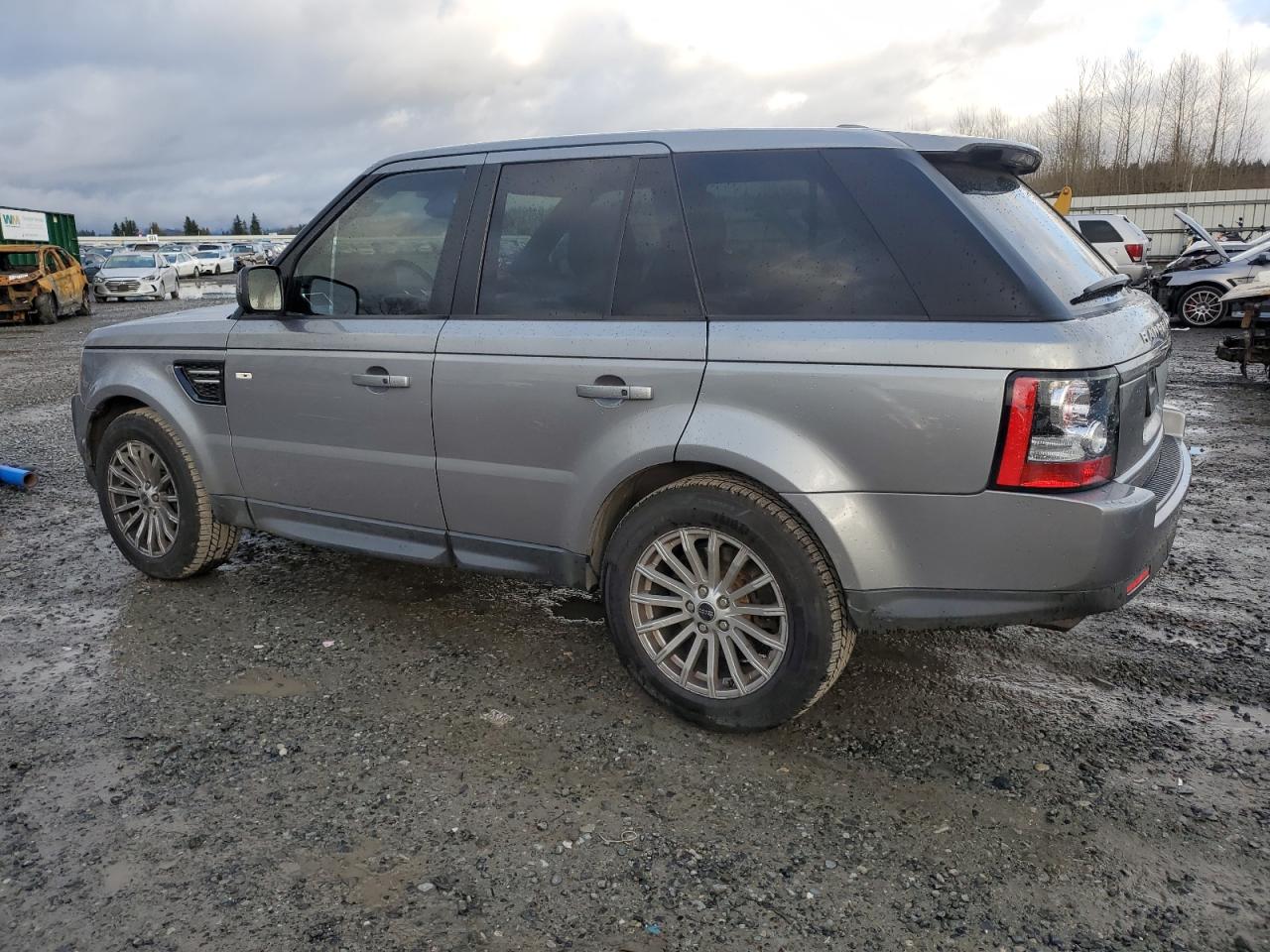 Image 2 of 2013 LAND ROVER RANGE ROVER SPORT HSE 2013 with VIN SALSF2D40DA771275