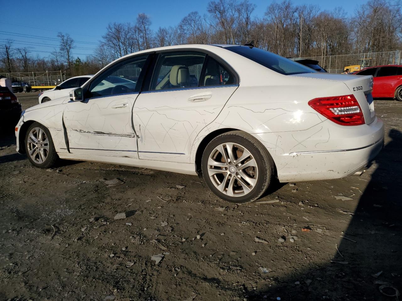 Image 2 of 2013 MERCEDES-BENZ C 300 4MATIC 2013 with VIN WDDGF8ABXDR283445